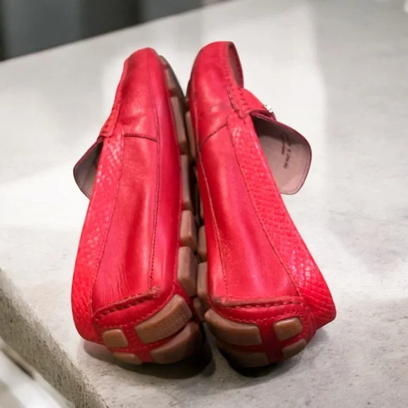 Cole Hahn Shelby CH Logo Vibrant Red Leather Loafers. - Picture 6 of 8